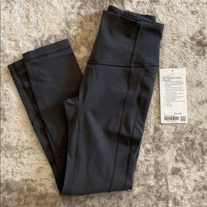 Lululemon All The Right Places 23”